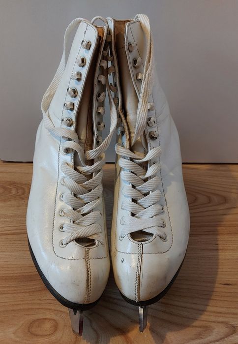 Łyżwy figurowe r. 35