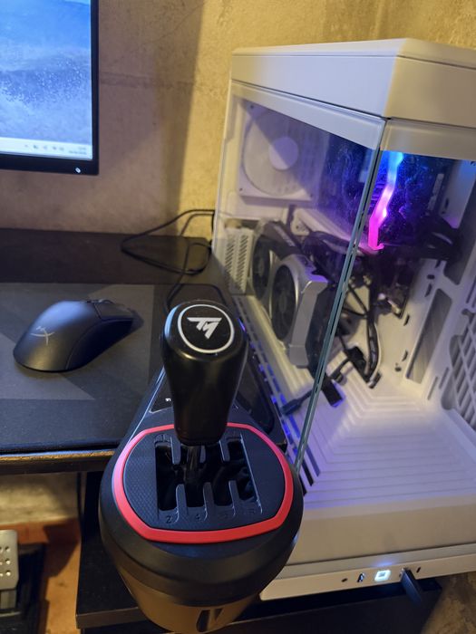 Volante Thrustmaster t248 + shifter thrustmaster th8s