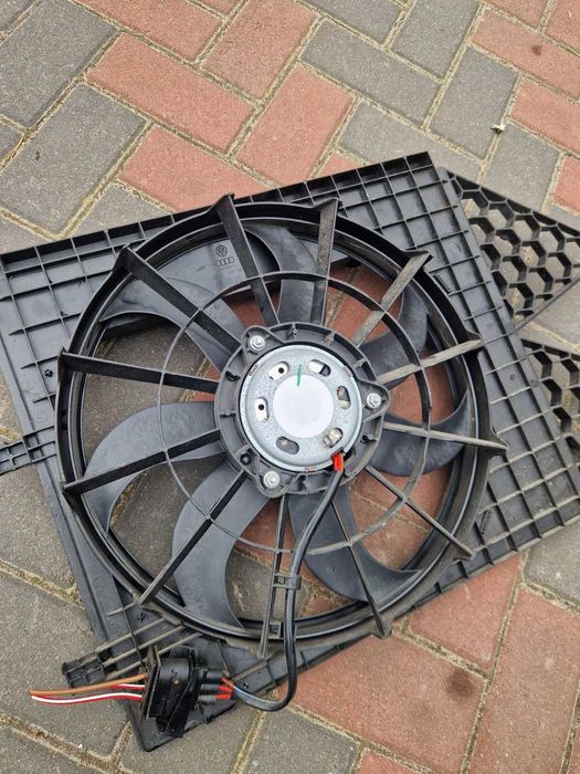 вентилятор охолодження з дифузором фабія румстер шкода 2009-2015
