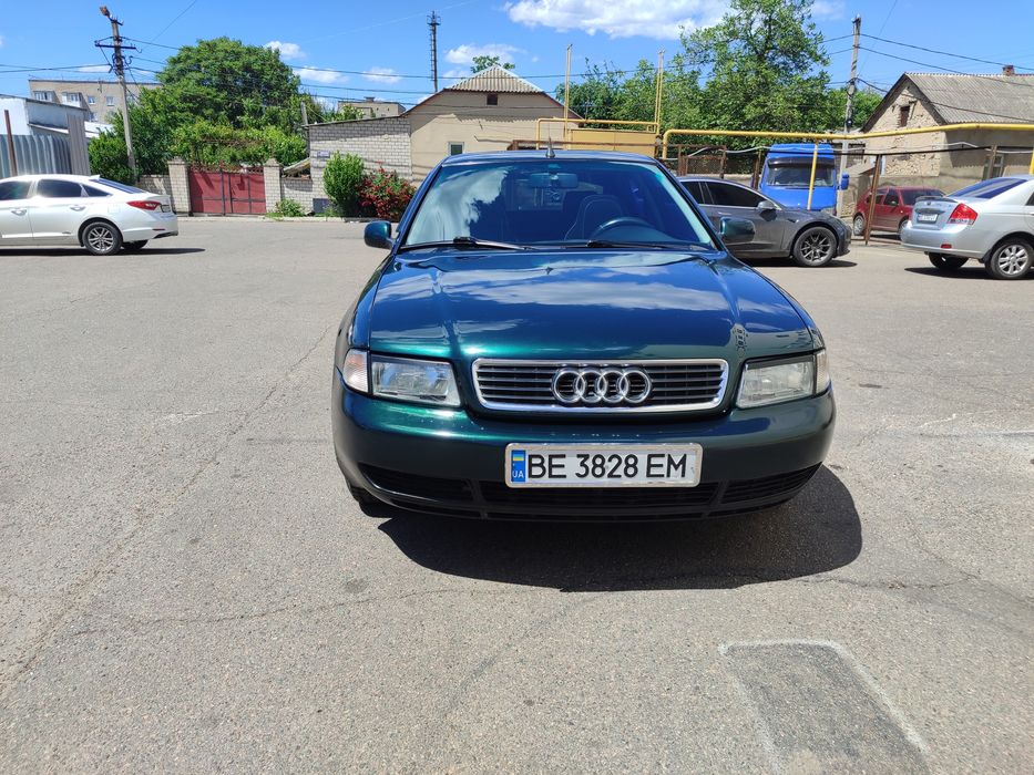 Продам Ауді а4 б 5
