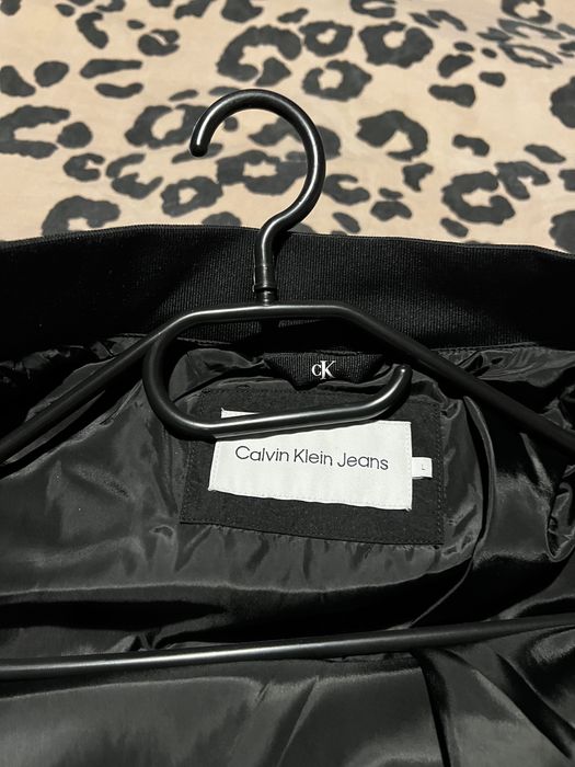 Kurtka zimowa puchowa Calvin Klein bomber rozmiar L