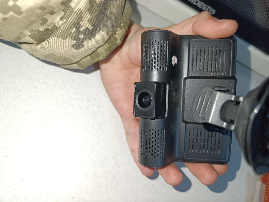 Продам відеореєстратор  новий