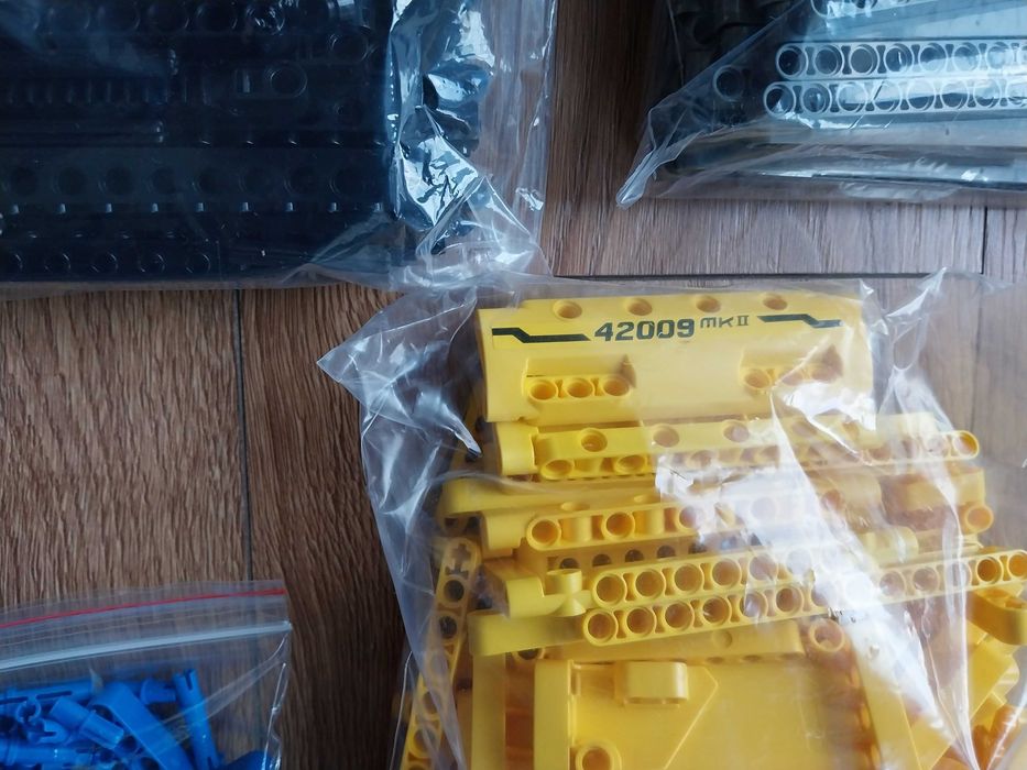 置物 Milky Lego Technic 42009 Ruchomy żuraw MKII . Kielce • OLX.pl