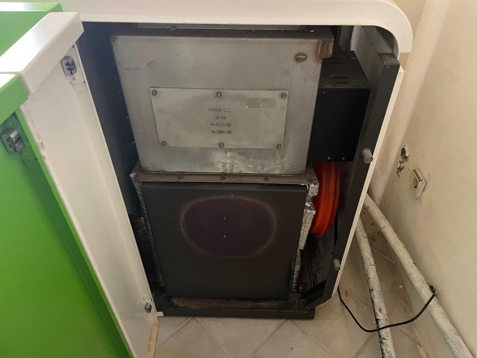 Caldeira a Pellets Cantina Nova 30 kw - Ecoforest