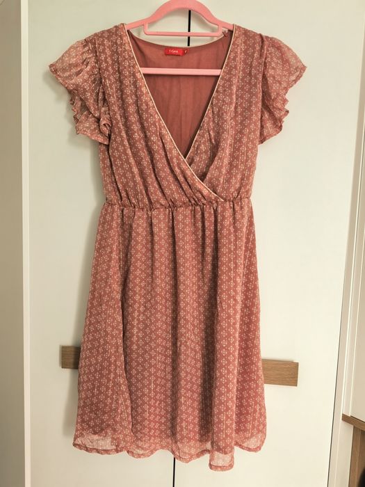 Trzy nowe sukienki damskie