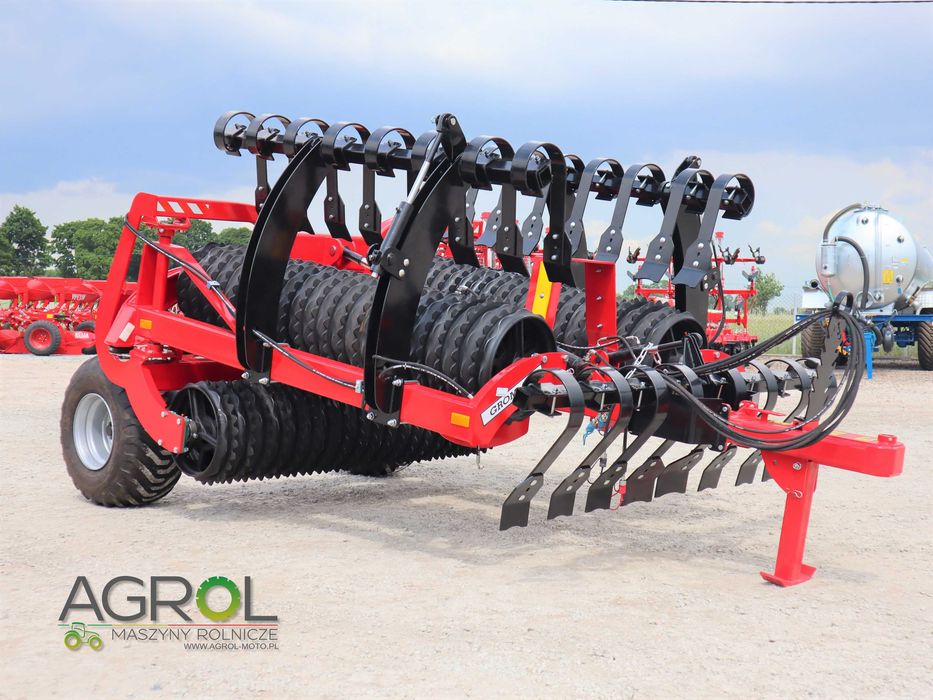 Wał posiewny 6,3m fi 600 z włóką Inter-Tech koła 400ki Agro-Factory