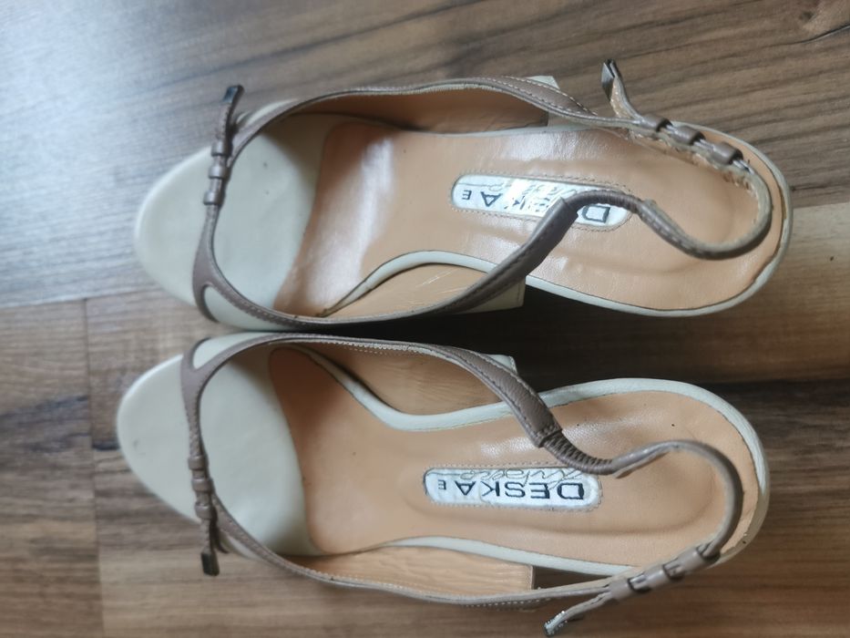 Szpilki z paskiem 36