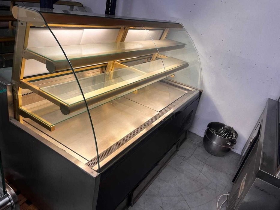 Vitrine Refrigerada para Pastelaria - Usada c/ Garantia