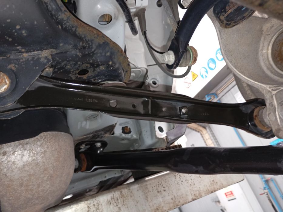 Braço de suspensão trás direito LAND ROVER Range Rover Evoque (L538)