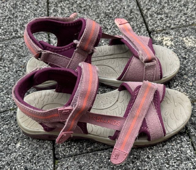 Sandaly dziewczęce trollkids fioletowe 23 cm