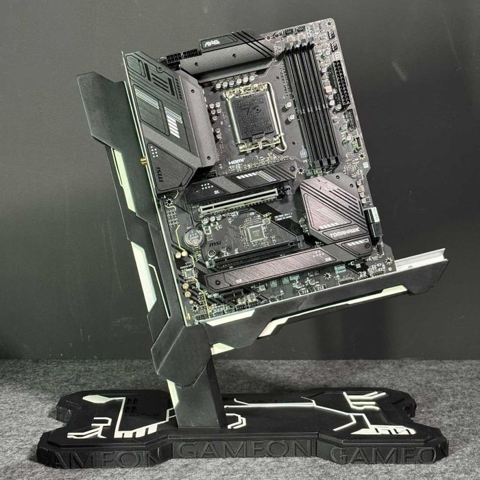 Материнська плата B760 B450 X790