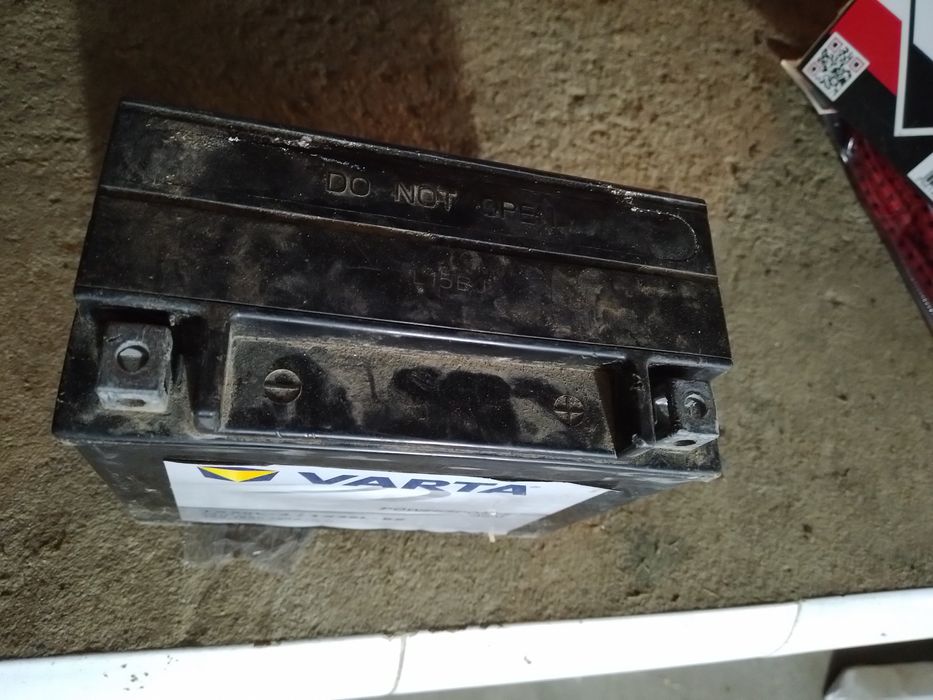 Vendo bateria usada marca varta