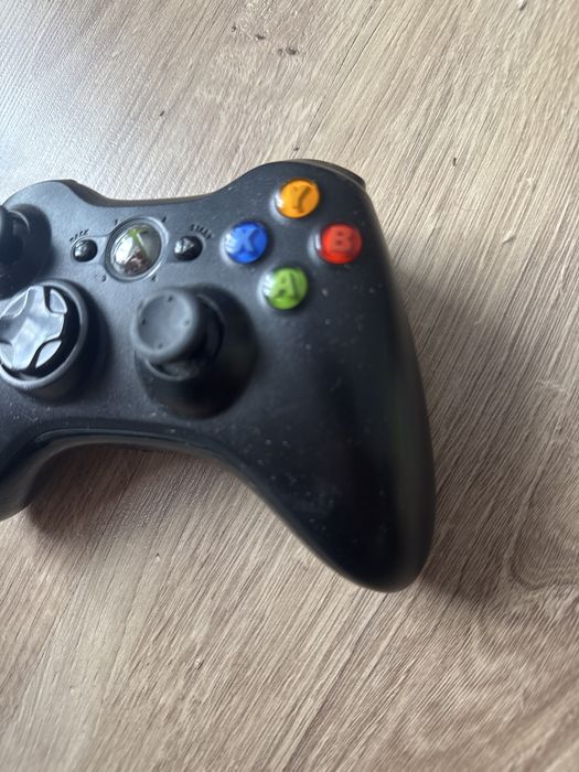 Oryginalny kontroler pad do konsoli Xbox 360 czarny stan idealny