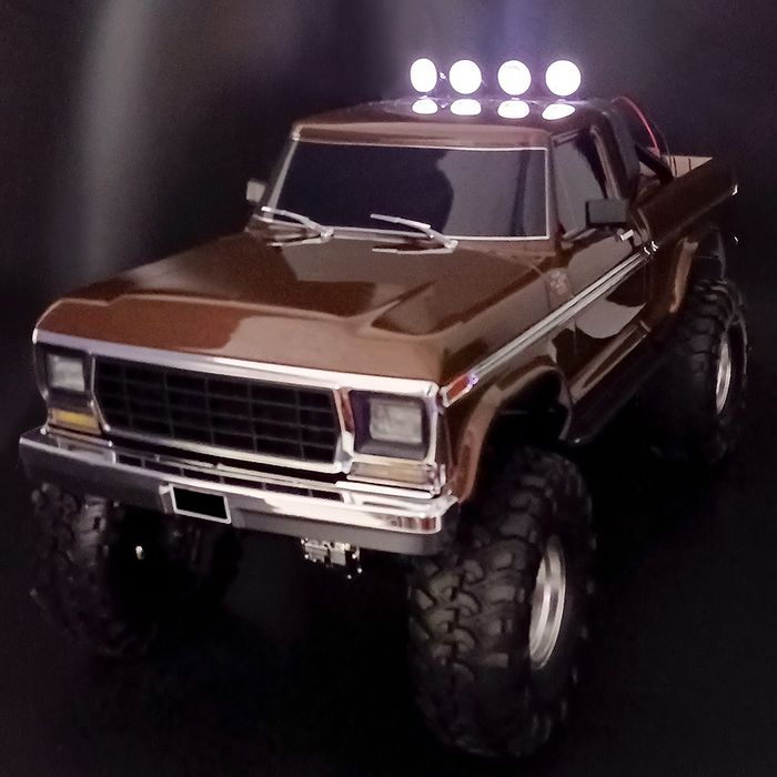Oświetlenie LED do modelu rc 4 reflektory Hella 6-7,4V TRAXXAS AXIAL