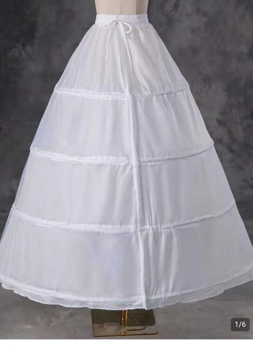 Vestido de Noiva Ajustável (Estilo Corset) + Saiote Incluído – Como Novo