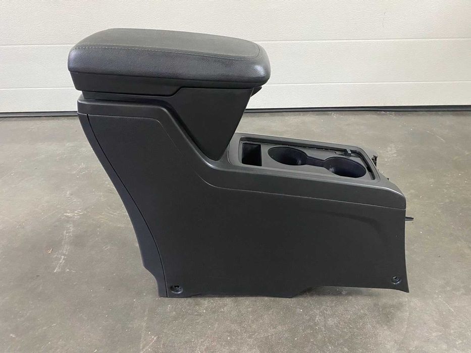 Підлокітник подлокотник центральна консоль Chevrolet Captiva 12-16р.