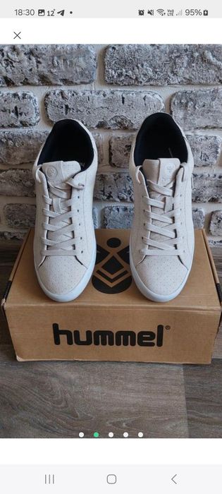 Продам жiночi замшевi кросiвки  бренду HUMMEL