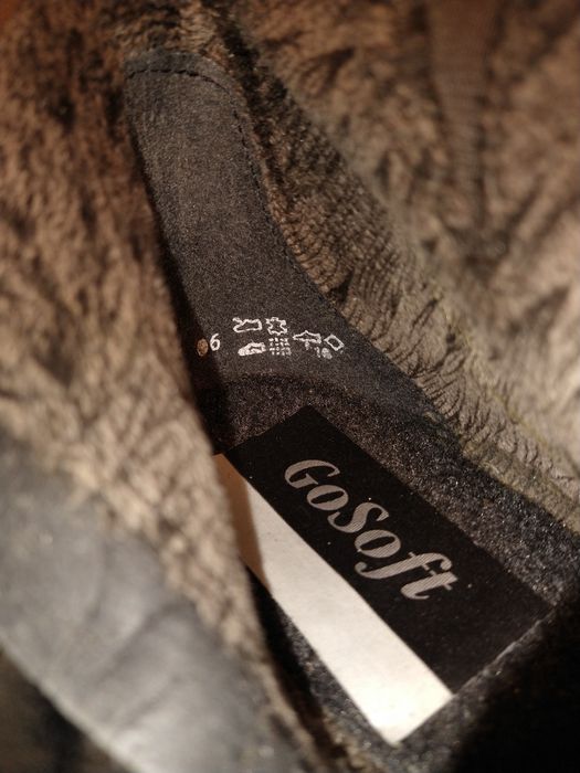 Нові шкіряні  черевики 38-39р. Німеччина.