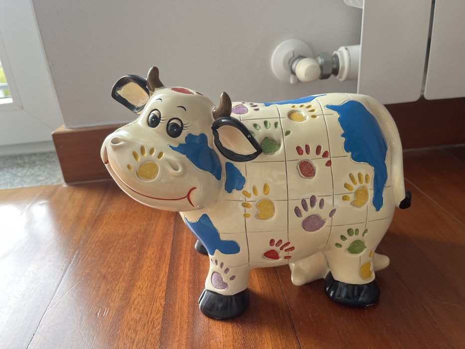 Mealheiro de plástico resistente