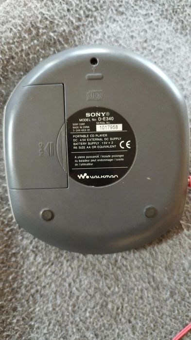 дисковий програвач Sony D-E340