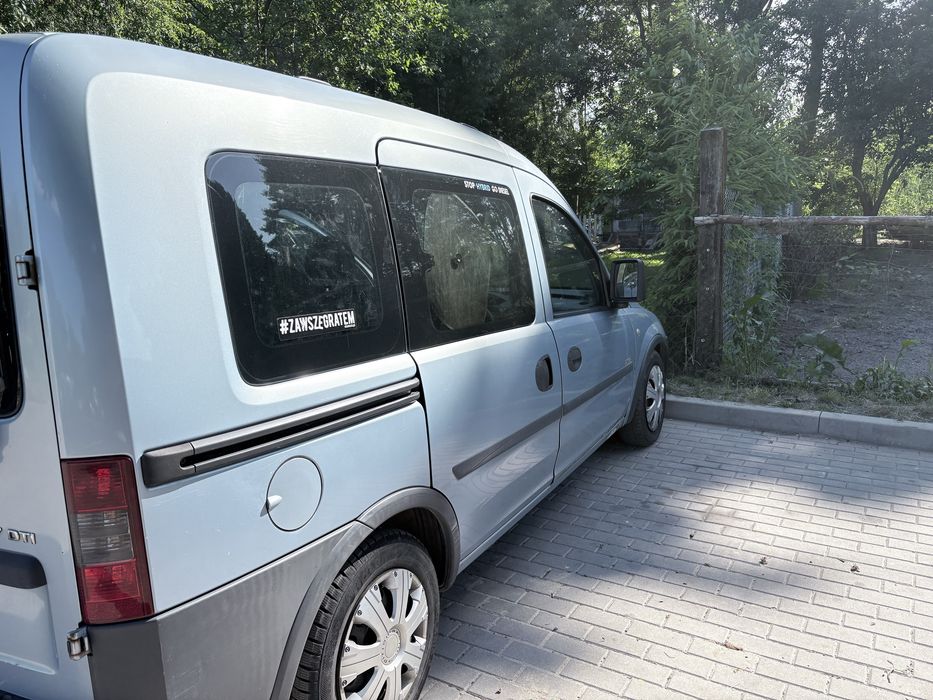 Opel combo C 2004r
