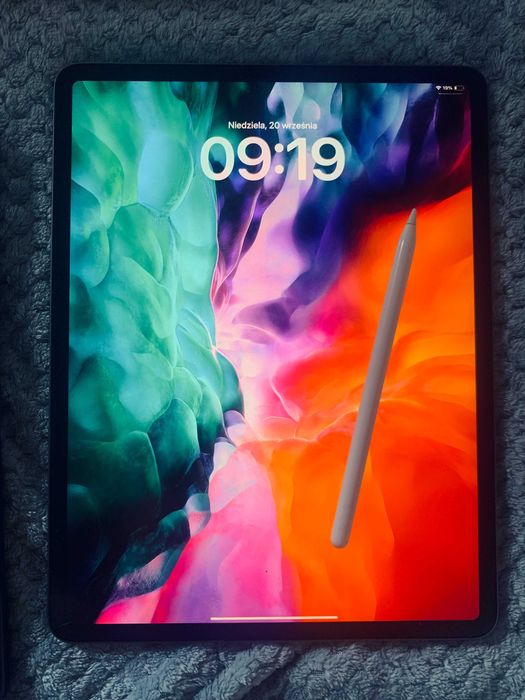 iPad Pro 12,9" (4 gen) 128GB + Apple Pencil, etui, 2x szkła - stan idealny