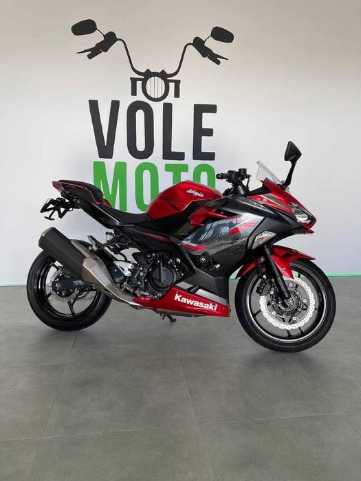 Мотоцикл Kawasaki Ninja 400