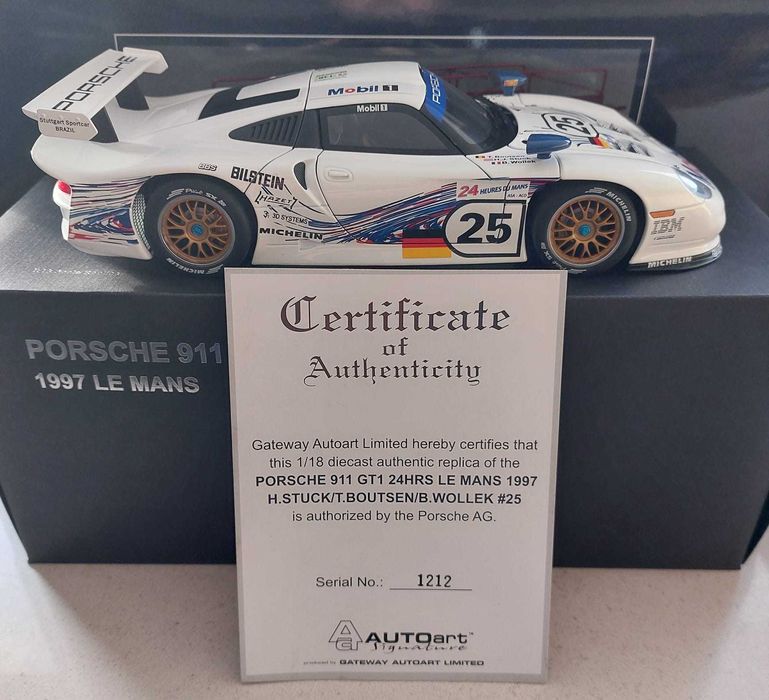 Miniatura AUTOart 1/18 Porsche 911 GT1 3.2L #25 24H Le Mans 1997