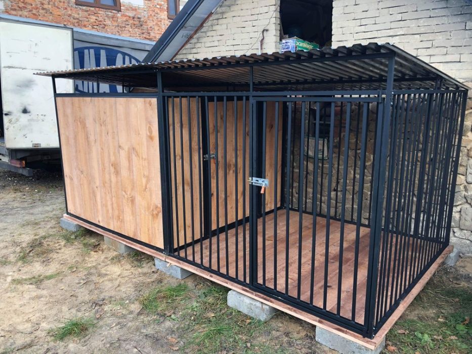 Starannie wykonany mocny kojec boks klatka zagroda dla psa.BUDA