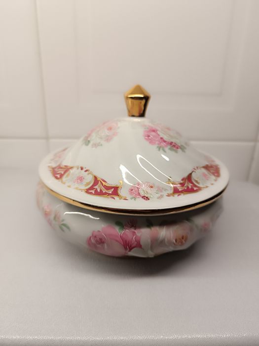 Terrina com Tampa. Porcelanas JS Portugal