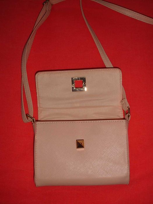 vendo várias bolsas