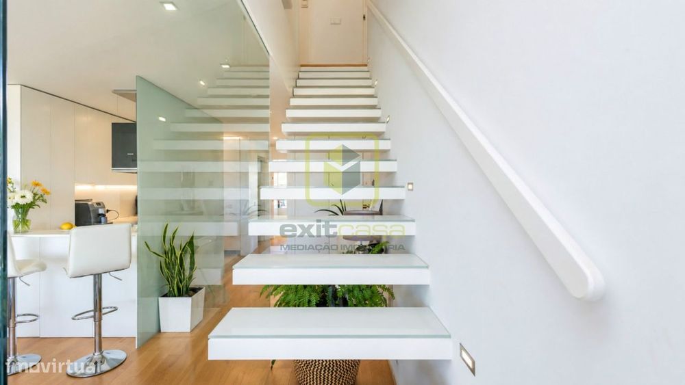 Apartamento T3 primeira linha de mar!