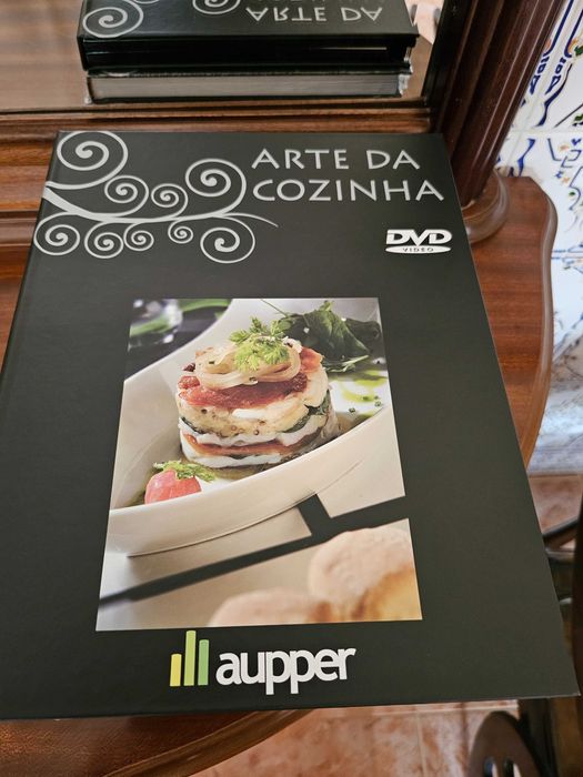 Coleção de 9 livros e DVD Arte da cozinha novos