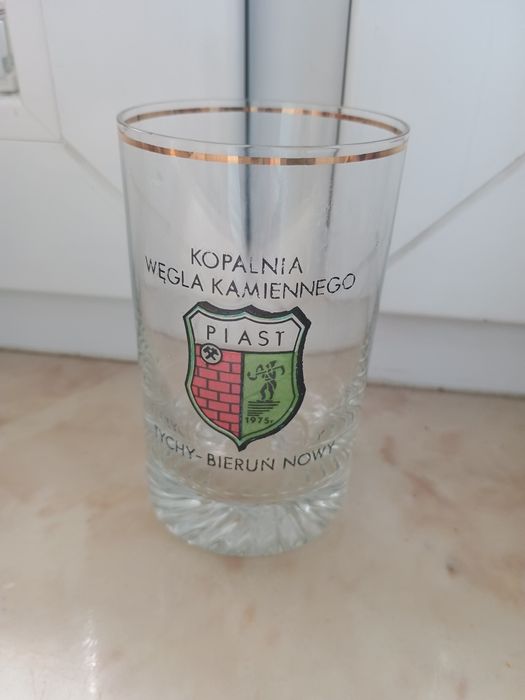 Pamiątkowa szklanka z Kopalni Węgla Kamiennego Piast