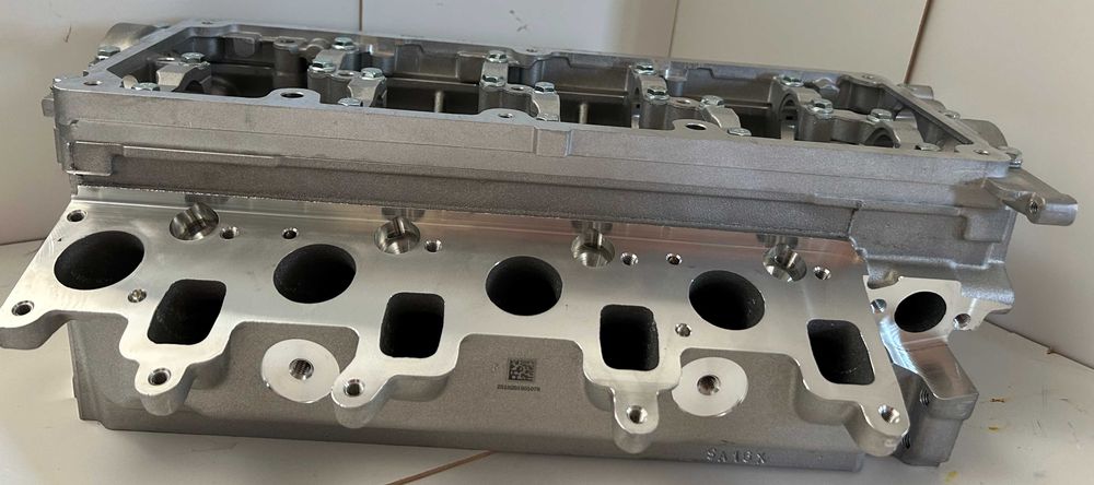 Головка блока цилиндров ГБЦ VW Caddy , Passat , Tiguan , Touran 2.0 дизель CFFA , CFFB