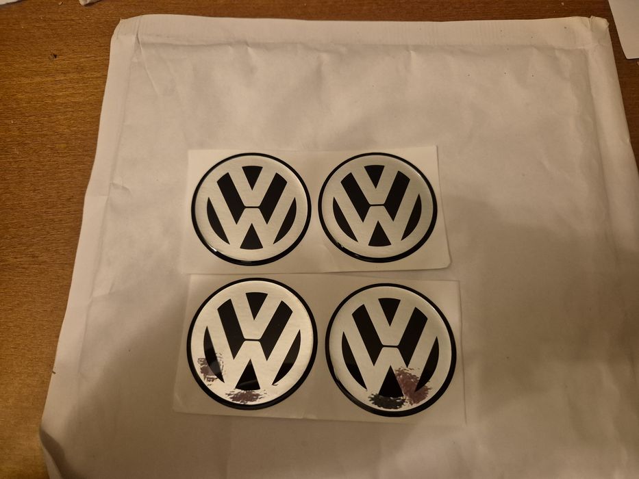 naklejki w kołpaki i  alu felgi  do vw   55mm średnicy