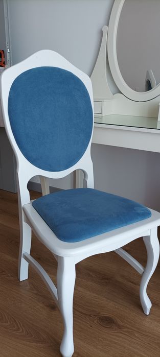 Toaletka z krzesłem Ikea