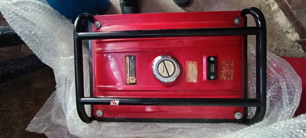 Генератор бензиновий 220-380В Генератор трьохфазний