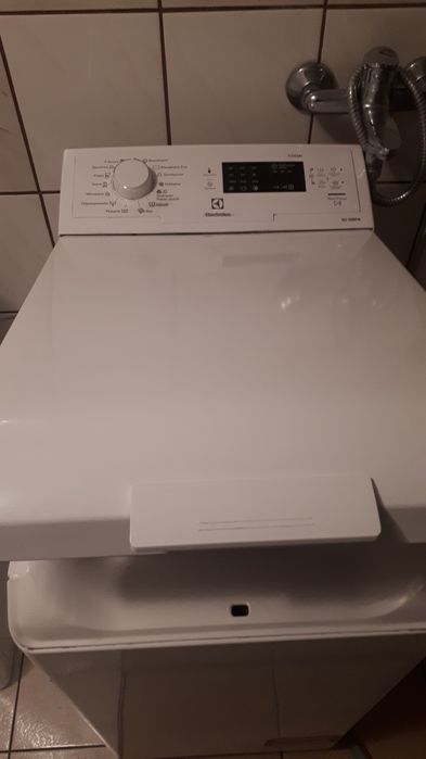 Pralka elektrolux EWT 1062 TDW