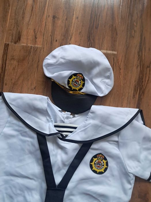 nowy strój chłopięcy chyba na wzrost około 150 cm brak metki