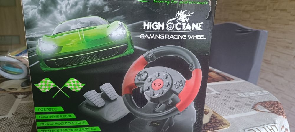 Sprzedam kierownicę do ps 2 i ps3