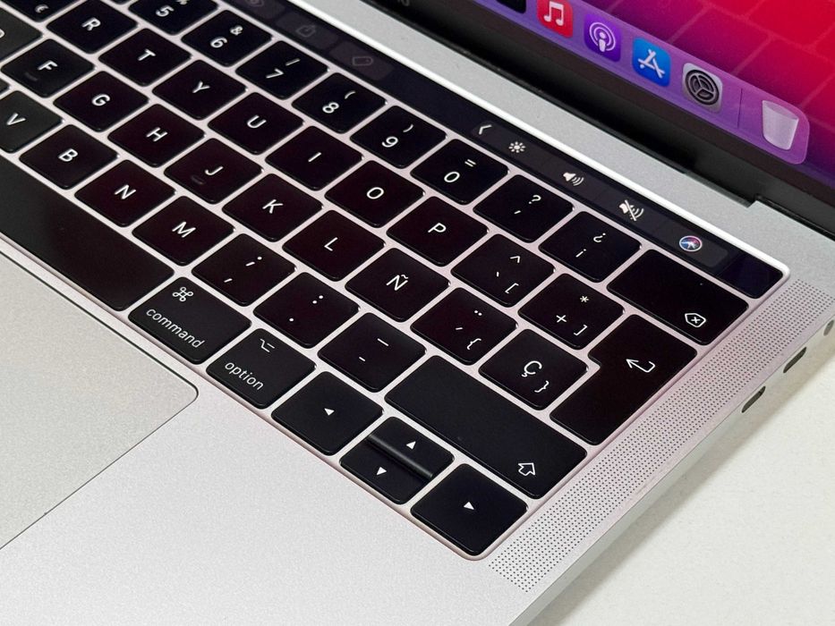 MacBook Pro 13 2017 TouchBar - i5 8GB/256GB 87% Baterii - Gwarancja -