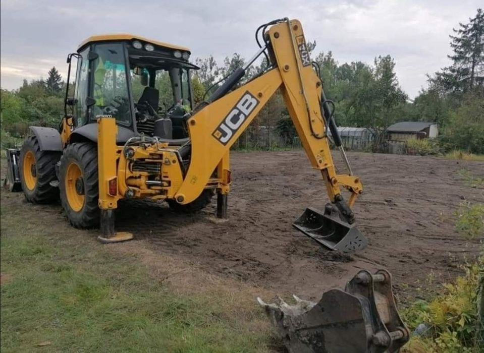 Usługi koparko-ładowarką/koparką kołową