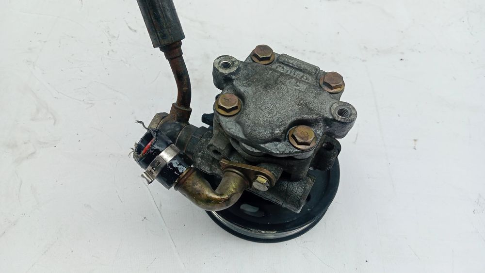 Bomba de direção VOLKSWAGEN Passat (3B2)