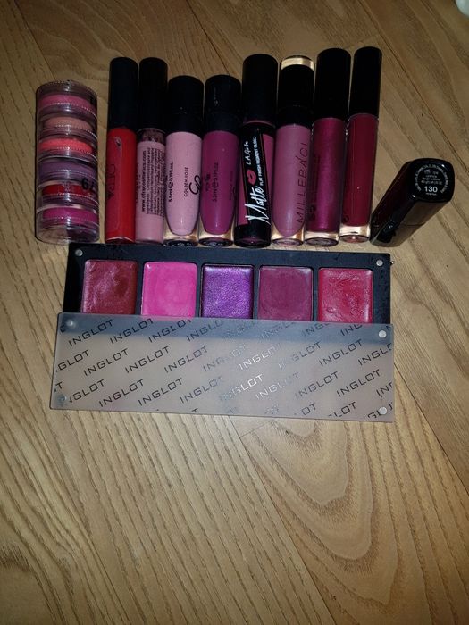Продам помады Инглот