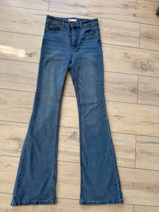 Джинси жіночі кльош