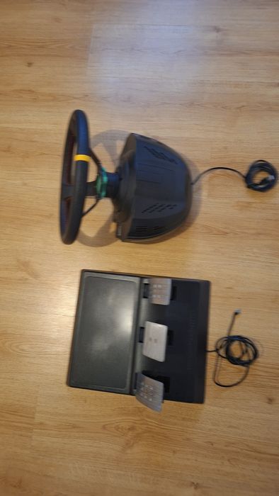 Thrustmaster t300 rs gt