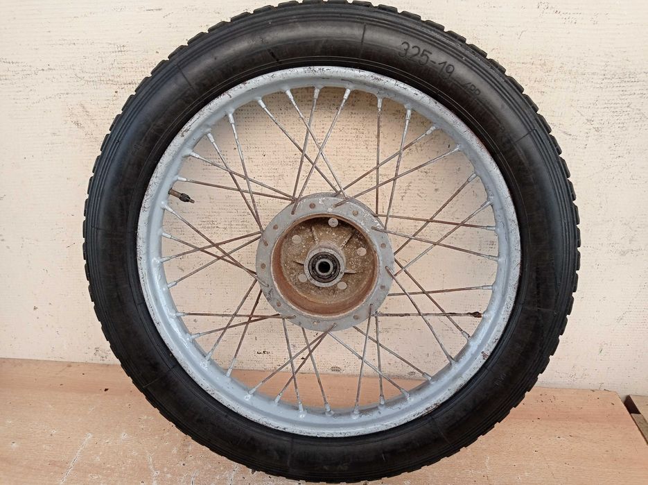 Koło 19 cali - WFM - WSK - opona Degum 1968 rok - jak nowa !