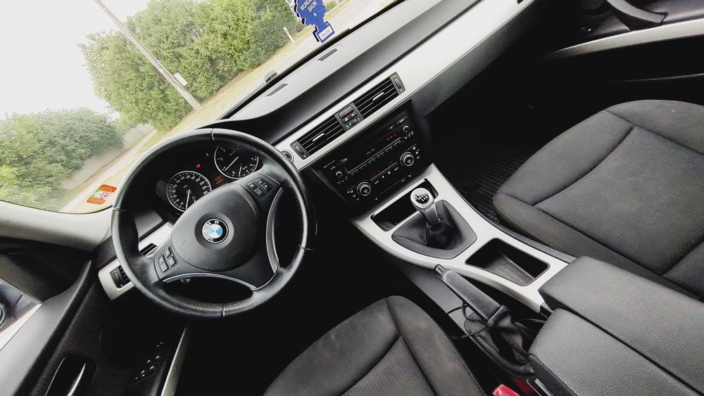 BMW E90 2.0 benzyna Śliczna Bezwypadkowa Zobacz