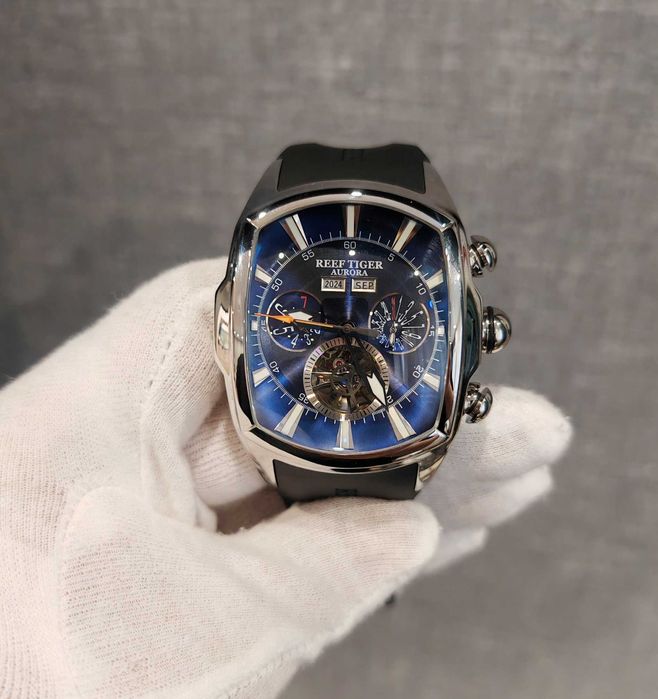 Чоловічий годинник Reef Tiger Aurora Tank 2 Automatic Blue 100m Крупні